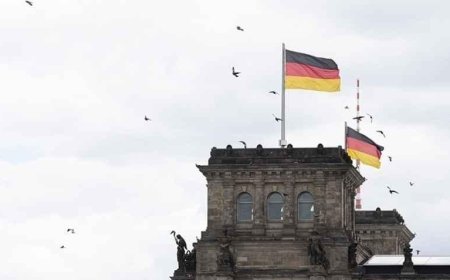 Almanya'da savaş gemilerine sabotaj krizi! 2 kişiye gözaltı