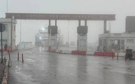 Çanakkale Boğazı'nda gemi trafiği askıya alındı