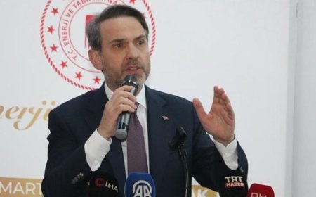 Bakan Bayraktar duyurdu: Libya'da 2 sahada petrol ve doğal gaz arayacağız