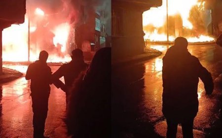 Bağcılar'da 4 katlı tekstil fabrikası alev alev yandı