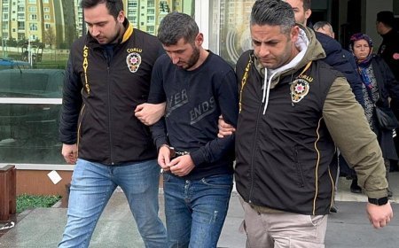 Kendisini 5 bıçak darbesiyle ağır yaralayıp, yanındaki erkeği öldüren eşinden şikayetçi olmadı