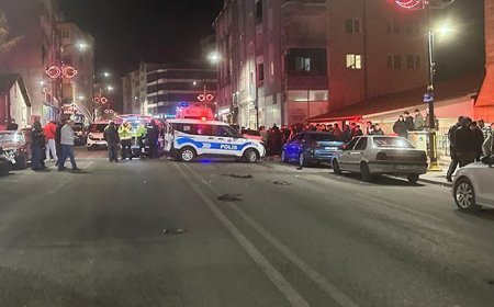 Sivas'ta teravih namazına gitmek isteyen gelin ve kaynanaya otomobil çarptı! 1 ölü 1 yaralı