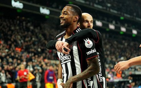 Amir Murillo: 'Büyüleyici seyircinin önünde gol mutlu etti!'