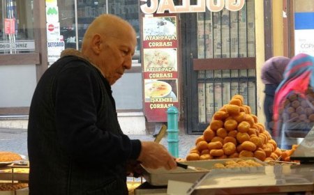 Dedesi üretti, tarifini sır gibi saklıyorlar! 'Günlük 300 kiloya kadar satışımız oluyor'