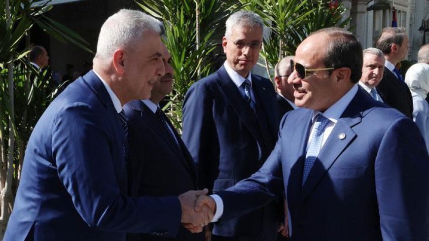 Bakan Bolat: Mısır ile 15 milyar dolarlık ticaret hacmi hedefi için ortak projeler önemli