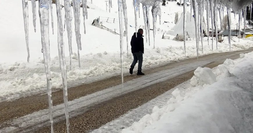 Kar yerini dondurucu soğuğa bıraktı. Sıcaklık eksi 26'ya kadar düştü