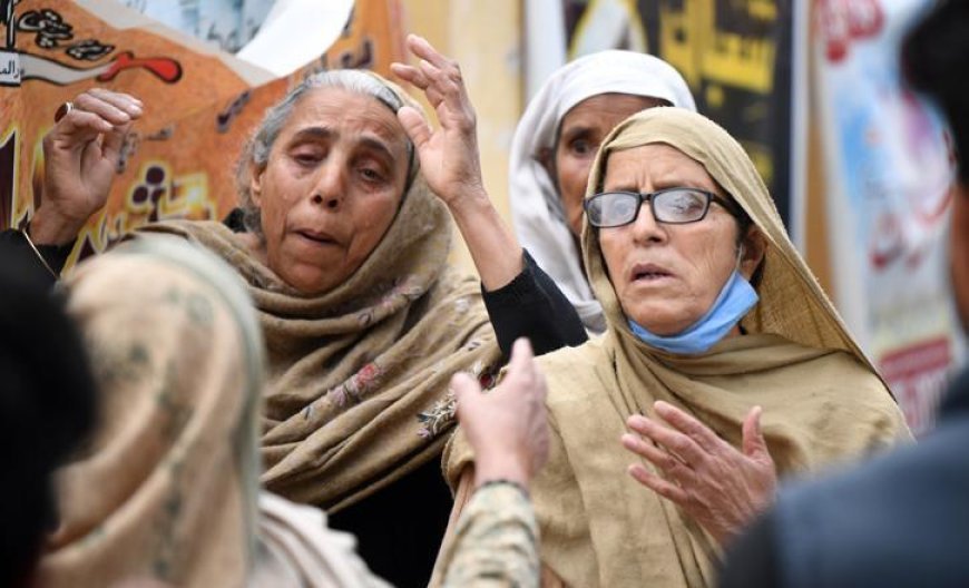 Pakistan'da camide şiddetli patlama! Bölgeden sıcak görüntüler