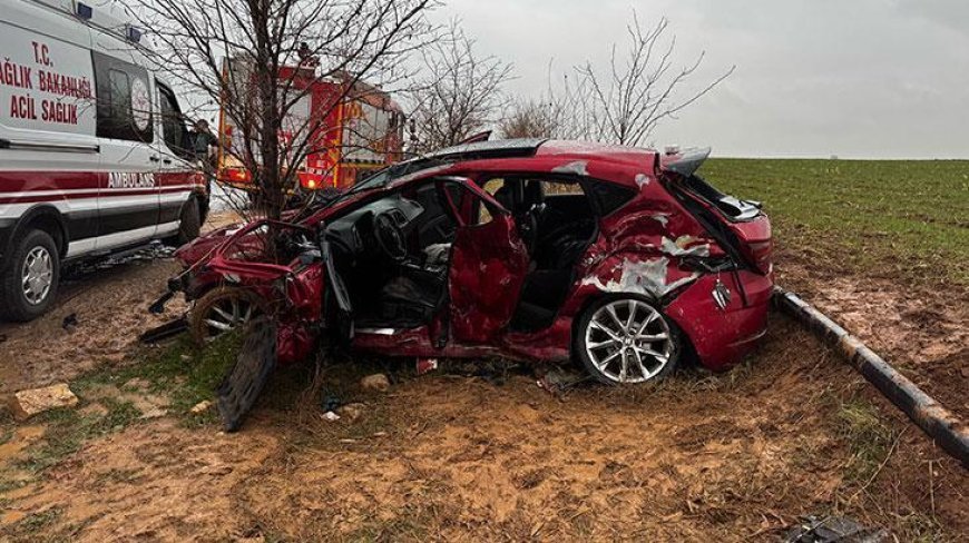 Mardin'de TIR ile otomobil çarpıştı! 2 ölü 3 yaralı
