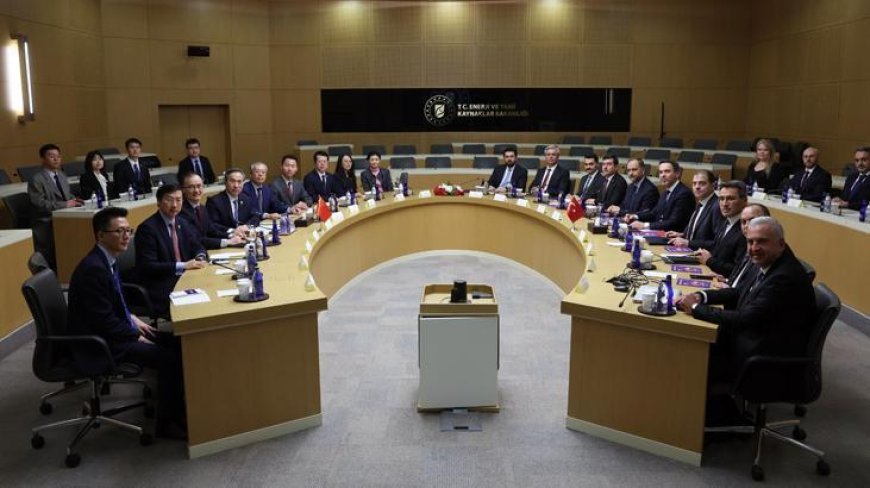 Bakan Bayraktar, Çin Uluslararası Ticareti Geliştirme Konseyi Başkanı ile görüştü