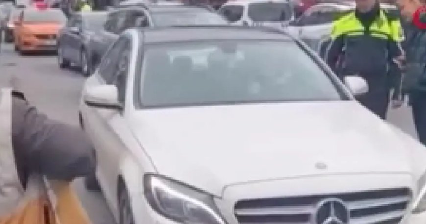 Beşiktaş'ta tuhaf olay. Yolda durdurduğu aracında dans etti