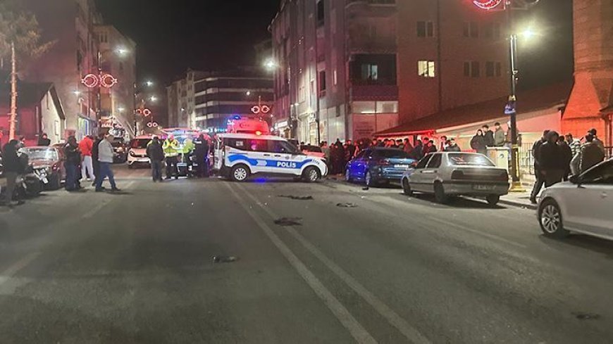 Sivas'ta teravih namazına gitmek isteyen gelin ve kaynanaya otomobil çarptı! 1 ölü 1 yaralı