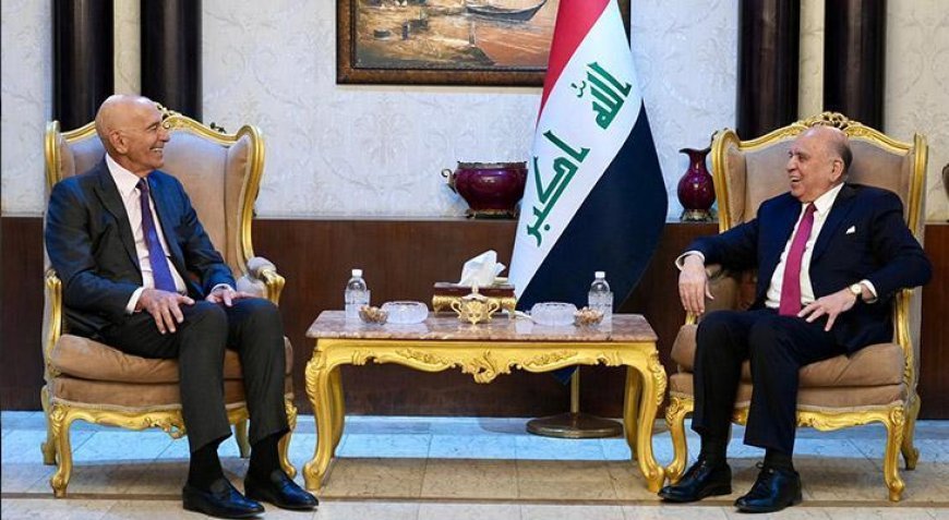 Irak Dışişleri Bakanı, ABD’nin Suriye Özel Temsilcisi Barrack ile görüştü