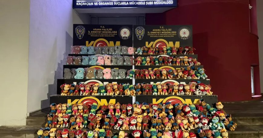 Çuvalların içinden yüzlerce çıktı. Sağlığa zararlı olabileceği değerlendiriliyor