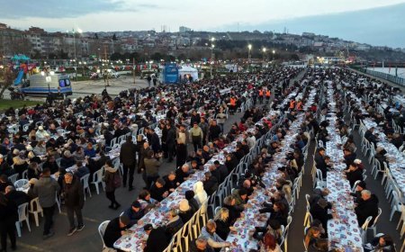 Tekirdağ sahilindeki iftar buluşmasına 8 bin kişi katıldı