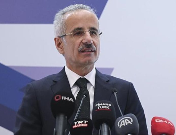 Bakan Uraloğlu: Yüzyılda yapılabilecek işleri 23-24 yıla sığdırdık