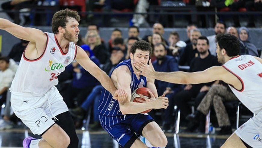 Anadolu Efes, Manisa'da galip!