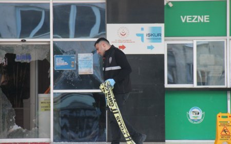 Antalya'da belediyeye pompalı tüfekle saldırı