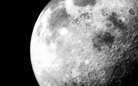 İnsanlığın en uzak yolculuğu! Artemis II mürettebatı, Ay'ın çekim alanına girdi