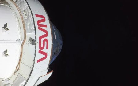 Derin uzaydan tarihi dönüş başladı