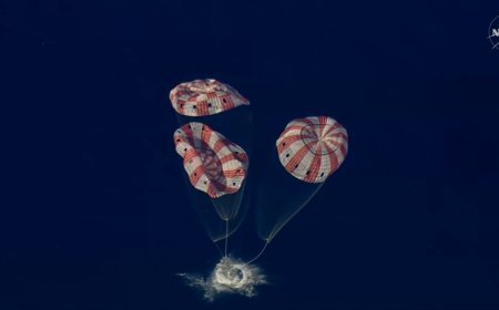 Derin uzaydan tarihi dönüş. 4 astronot Dünya'ya indi