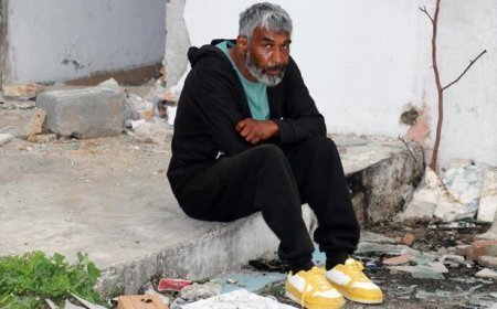 Antalya’da felç geçiren eski kamyon şoförü sokakta yaşamaya başladı! 'Yardım bekliyorum'