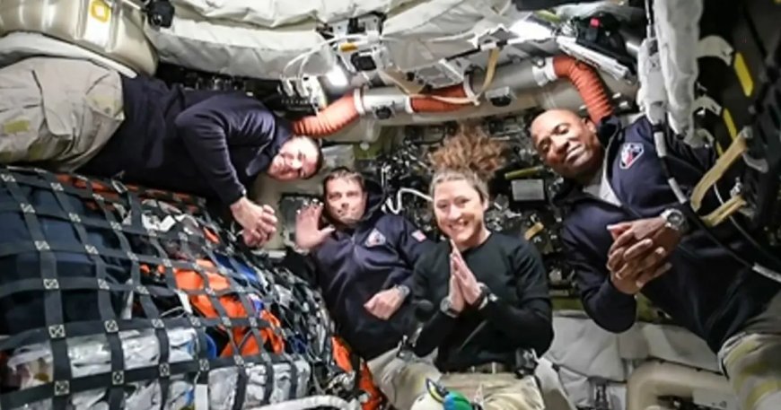 Artemis II yörüngeyi terk etti. Ay yolculuğu başladı