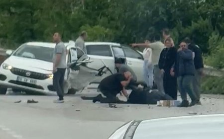 Çanakkale’de 2 otomobil çarpıştı! 2 ölü, 3 yaralı