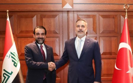 Dışişleri Bakanı Hakan Fidan, Irak'ın Takaddüm Partisi lideri Halbusi'yi Ankara'da kabul etti