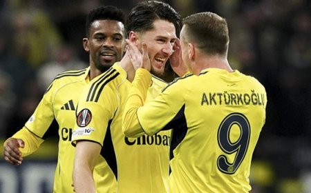 Fenerbahçe'de ayrılık ihtimali! 3 talip var