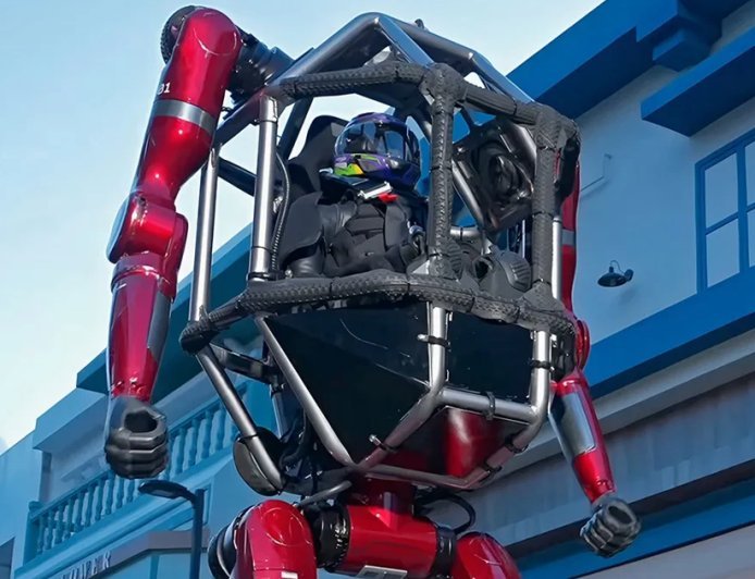 Çinli şirket dev robotu tanıttı: Hem iş makinesi hem de sivil araç