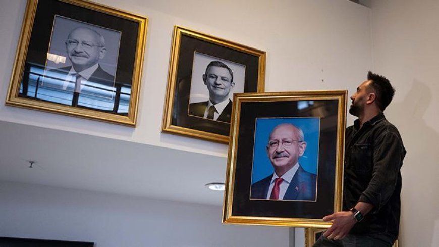 Kemal Kılıçdaroğlu'nun fotoğrafı CHP Genel Merkezi'ne yeniden asıldı