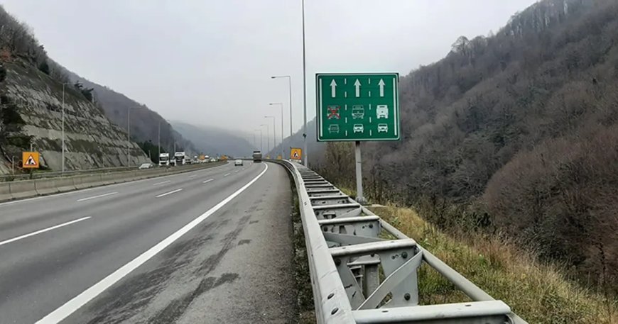 Bayram dönüşü için kısıtlama. D-100 kara yolu, Anadolu Otoyolu ve Kuzey Marmara Otoyolu'ndan geçerken dikkat!