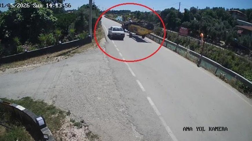 Antalya'da korku dolu anlar! Traktörün altında kalmaktan saniyelerle kurtuldular