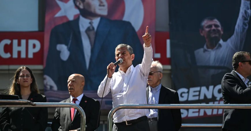 Özgür Özel cephesinden kurultay için imza hamlesi