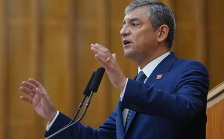 Özgür Özel'den kurultay ve yeni parti açıklaması