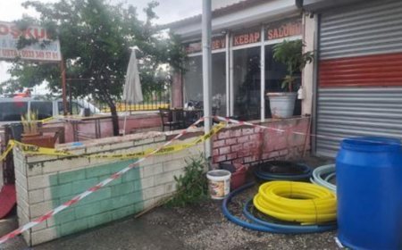 Seyyar satıcı, esnaf çifti silahla yaralayıp, yaşamına son verdi