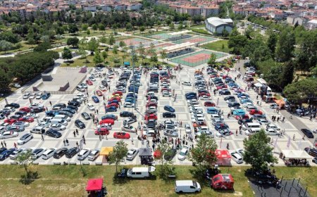 Tekirdağ’da, modifiye araç tutkunları bir araya geldi