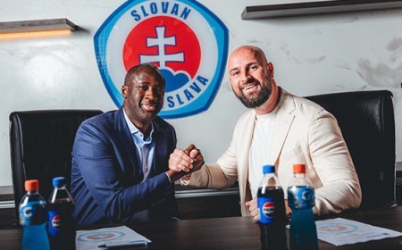 Yaya Toure, Slovan Bratislava'nın yeni teknik direktörü oldu