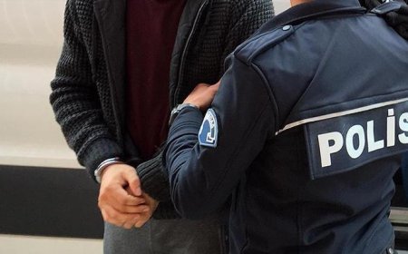 Afyonkarahisar'da belediye başkanına tehdit ve hakarette bulunan şüpheli gözaltına alındı