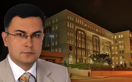 Kürsüde yere yığıldı! Duruşma sırasında kalp krizi geçiren savcı hayatını kaybetti