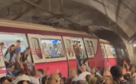 Kadıköy-Sabiha Gökçen Havalimanı Hattı'nda metro raydan çıktı