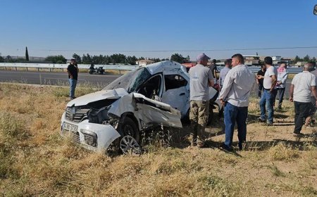 YKS yolunda feci kaza: 1'i ağır 2 öğrenci yaralandı