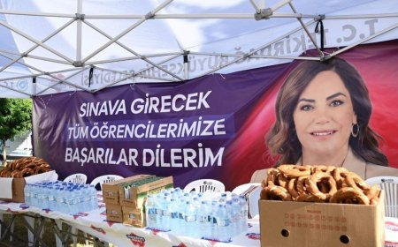 Tekirdağ Büyükşehir Belediyesi'nden YSK maratonunda öğrenci ve ailelerine destek