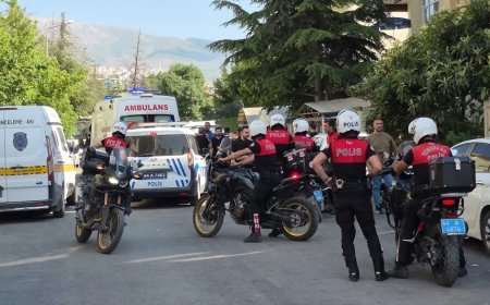 Tabancayla kızını ve eşini öldürüp, diğer kızını yaraladı