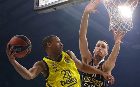 Fenerbahçe Beko, Devon Hall ile yollarını ayırdı