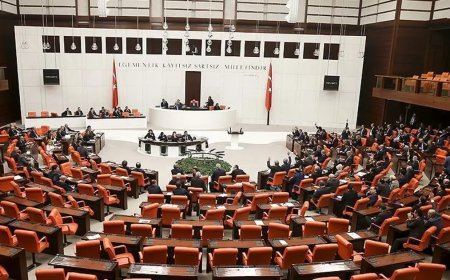 Torba yasa teklifi yasalaştı. Emniyet, basın ve taksicileri ilgilendiriyor