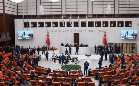 Meclis'te sandalye dağılımı değişti