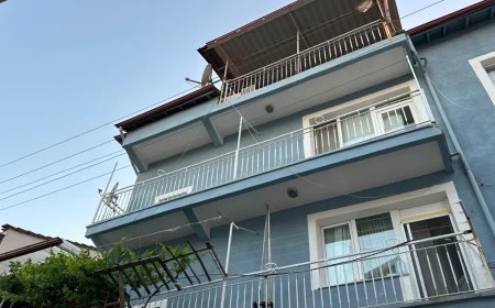 Balkondan düşen kadın hayatını kaybetti