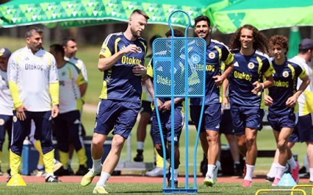 Fenerbahçe hazırlıklarını sürdürdü