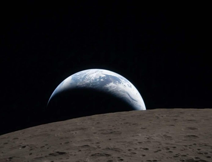 Tarihi yolculuk için mürettebat belli oldu! NASA, Ay görevi için 4 astronotu resmen açıkladı